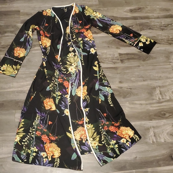 BOOHOO Belted Kimono - Picture 4 of 5